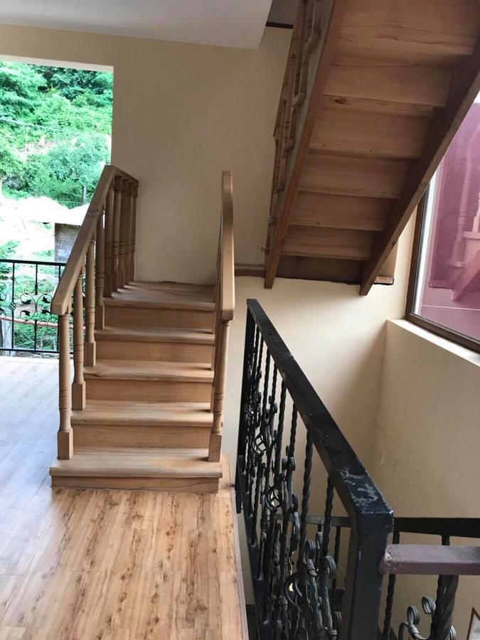 Lela'S Guest House 바투미 외부 사진